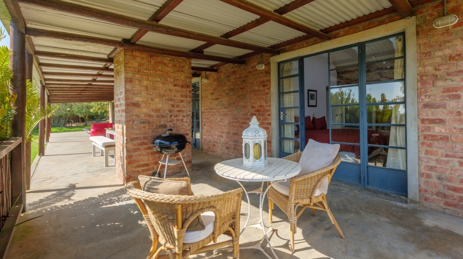 2 Bedroom Property for Sale in Napier Western Cape